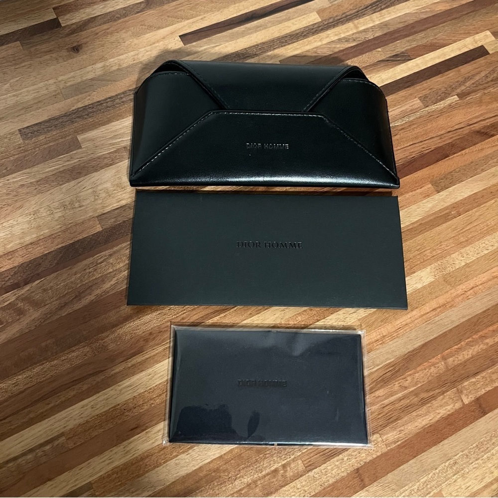 Dior Homme soft envelope Sunglasses Case with dust cloth